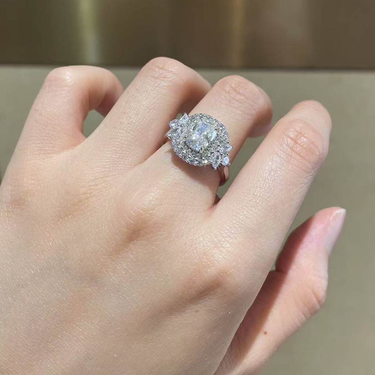 Luxury Fat Square Diamond Women's Ring S925 Silver Plated Platinum Customized Selection Main Stone Moissanite 2.0ct/Side Stone Cubic Zirconia